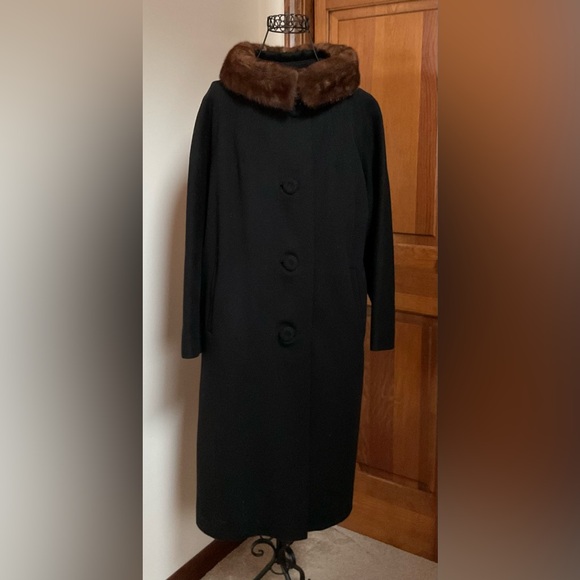 vintage stylecraft Jackets & Blazers - Incredible 50’s coat with mink collar